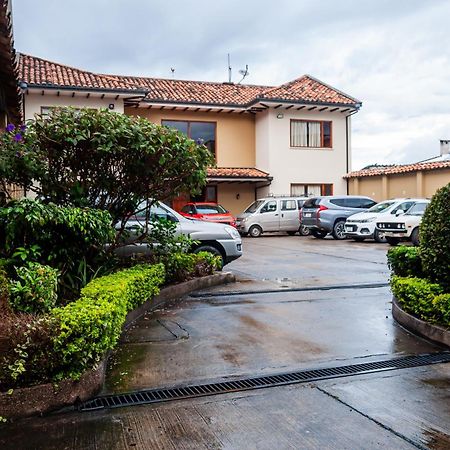 Hotel Calle Angosta Cuenca Exterior photo
