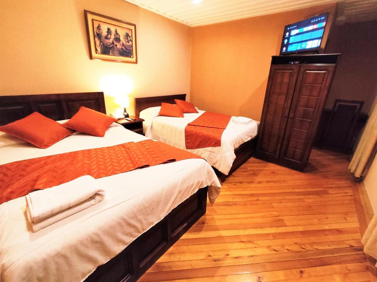 Hotel Calle Angosta Cuenca Exterior photo